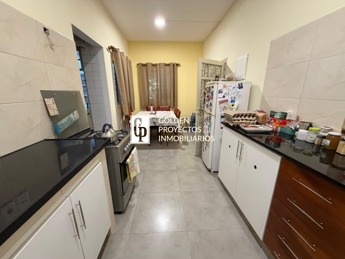 Casa ID.855/Padron-único-en-Venta-3-Casas-en-Buceo - Padron único en Venta 3 Casas en Buceo