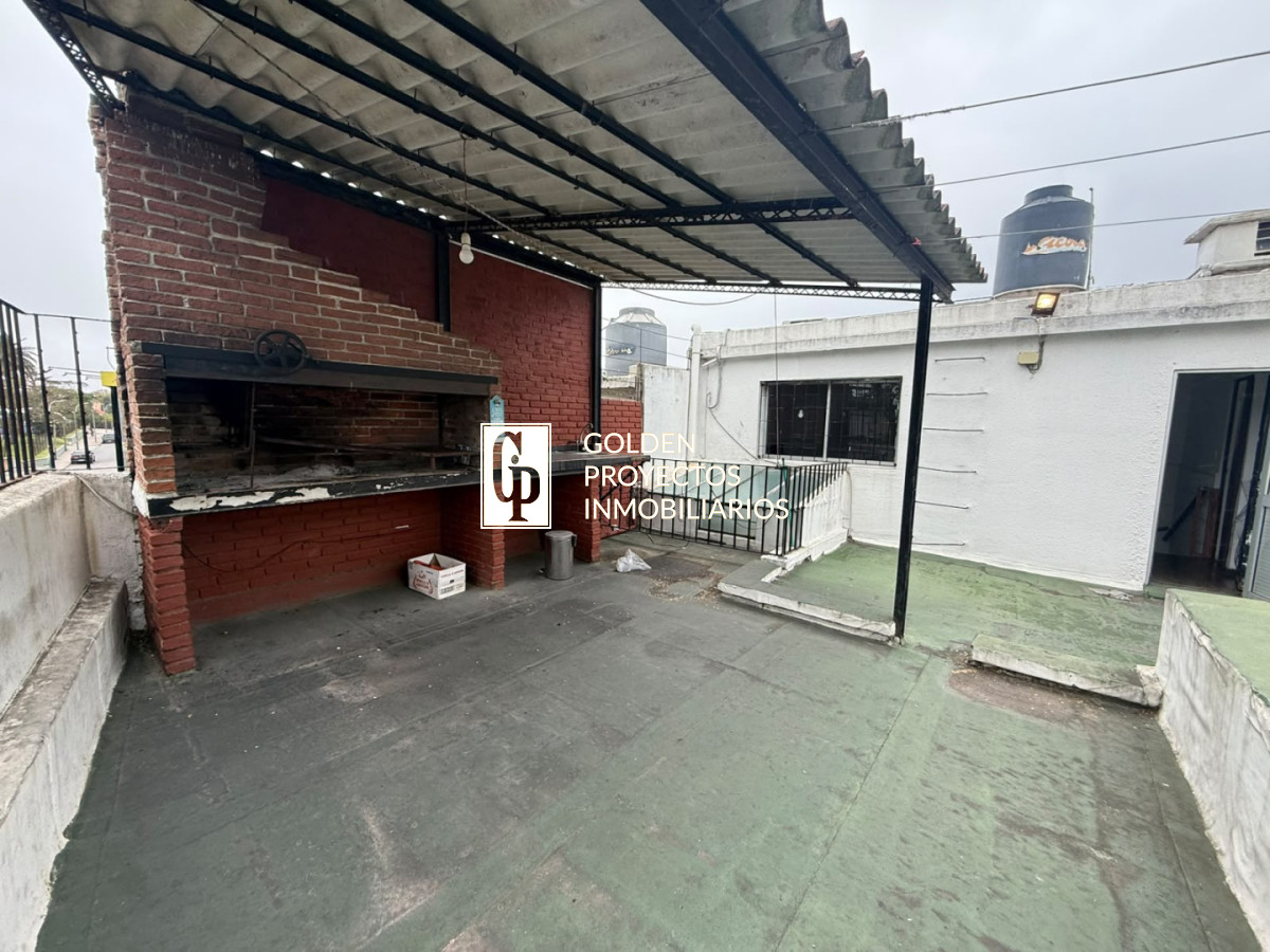 Casa ID.913 - Casa en Alquiler 3 dormitorios 3 baños y Garage Buceo 