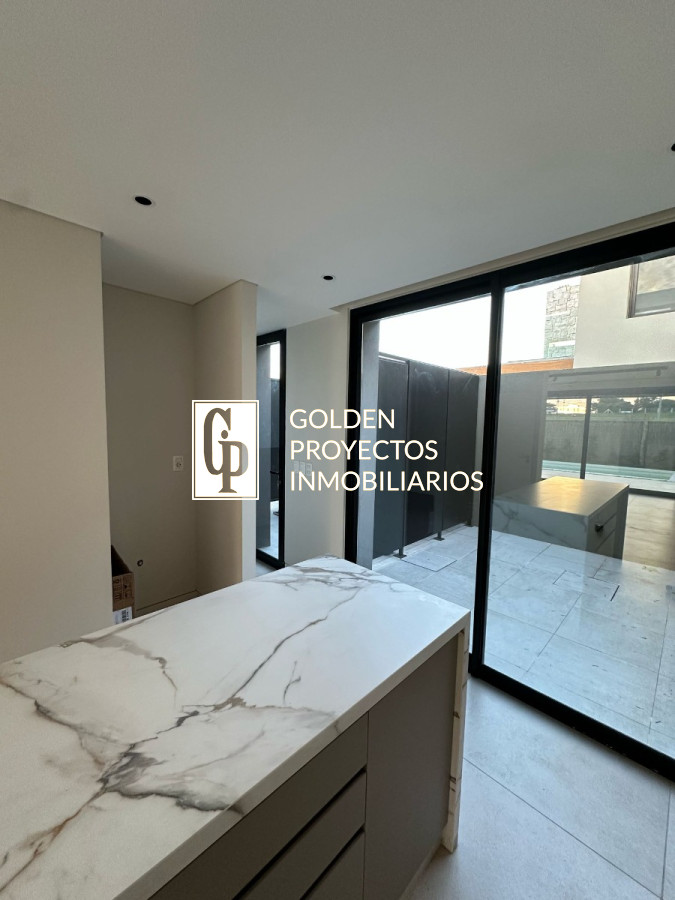 Casa ID.507 - Casa en Alquiler de 3 dormitorios Barrio Privado