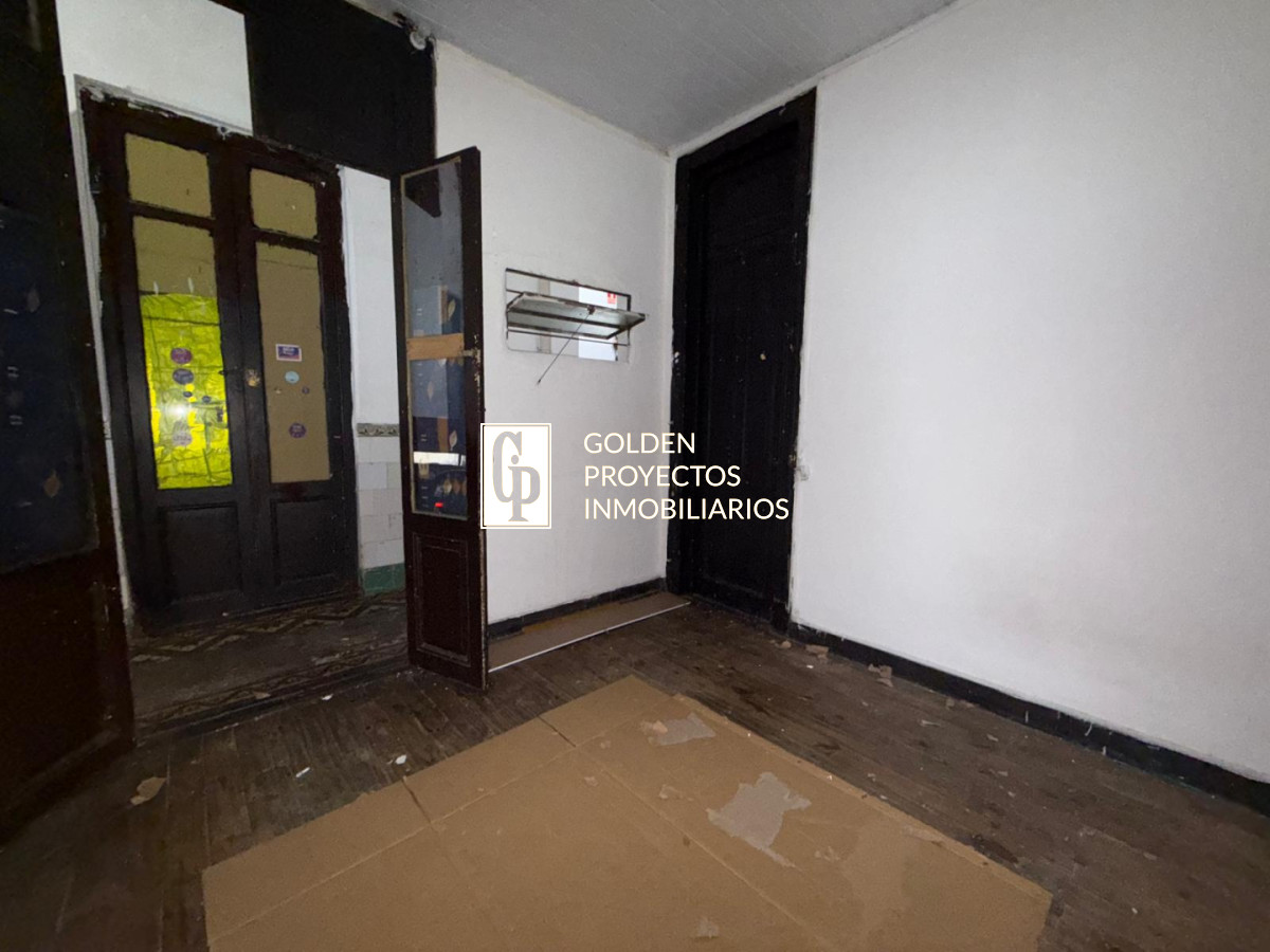 Casa ID.777/ - Casa en Venta 8 dormitorios Padrón Único en Cordón 