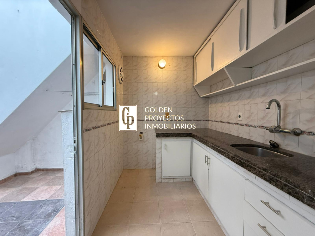 Casa ID.753 - Casa en Alquiler Parque Batlle 2 dormitorios y Parrillero