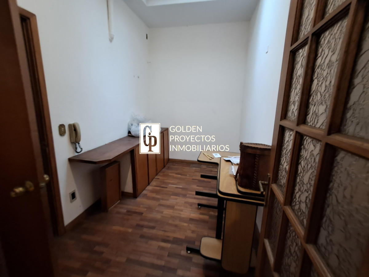 Casa ID.734/Casa-en-Venta-3-dormitorios-y-terraza-Brazo-Oriental - Casa en Venta 3 dormitorios y terraza Brazo Oriental