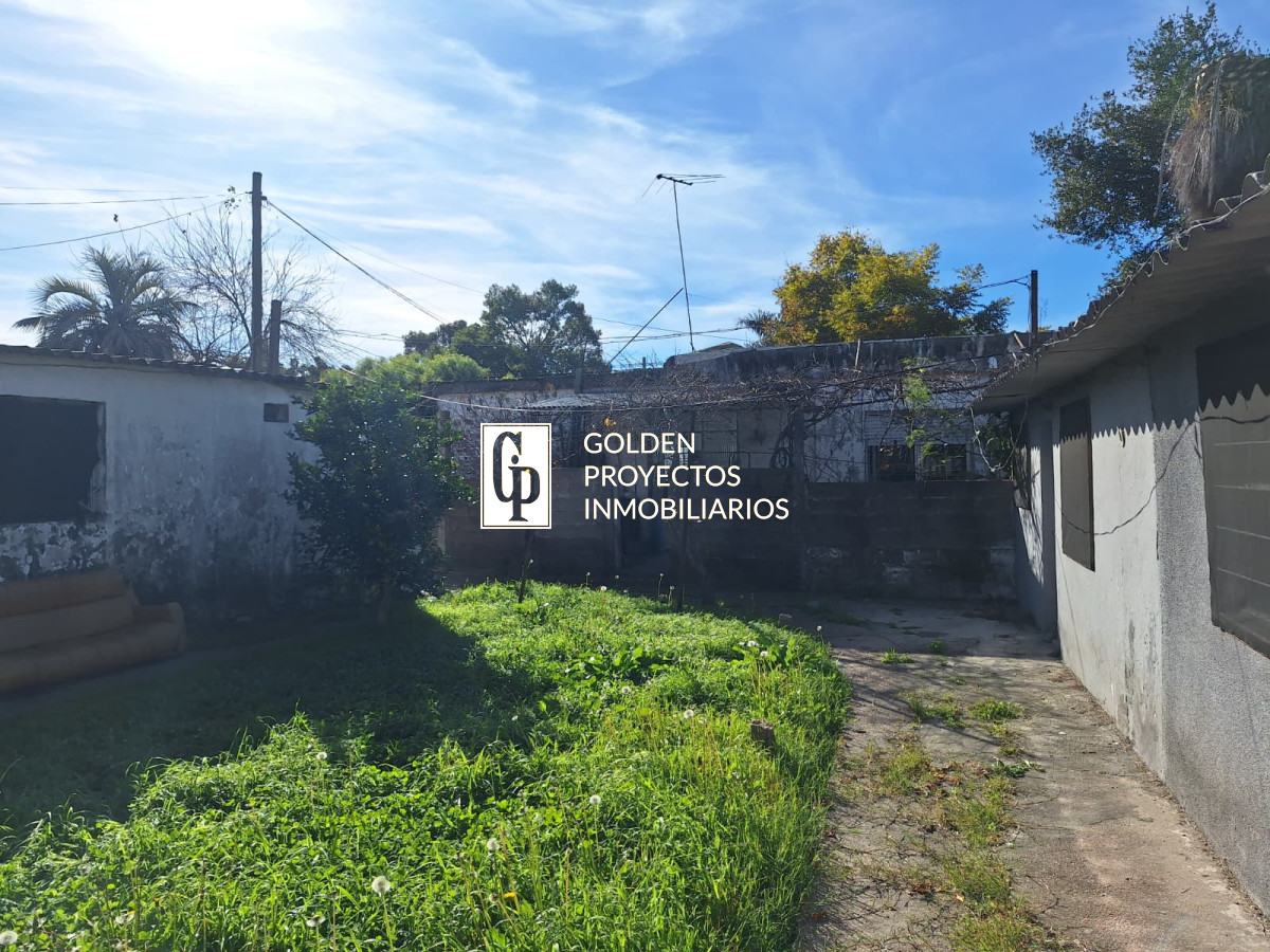 Casa ID.585 - Padrón Único en Venta con 4 unidades en Bella Italia