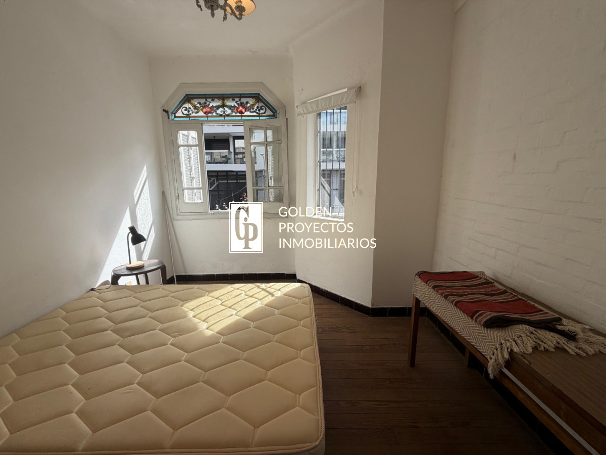 Casa ID.635/Casa-En-Venta-De-4-Dormitorios-En-Tres-Cruces - Casa En Venta De 4 Dormitorios En Tres Cruces