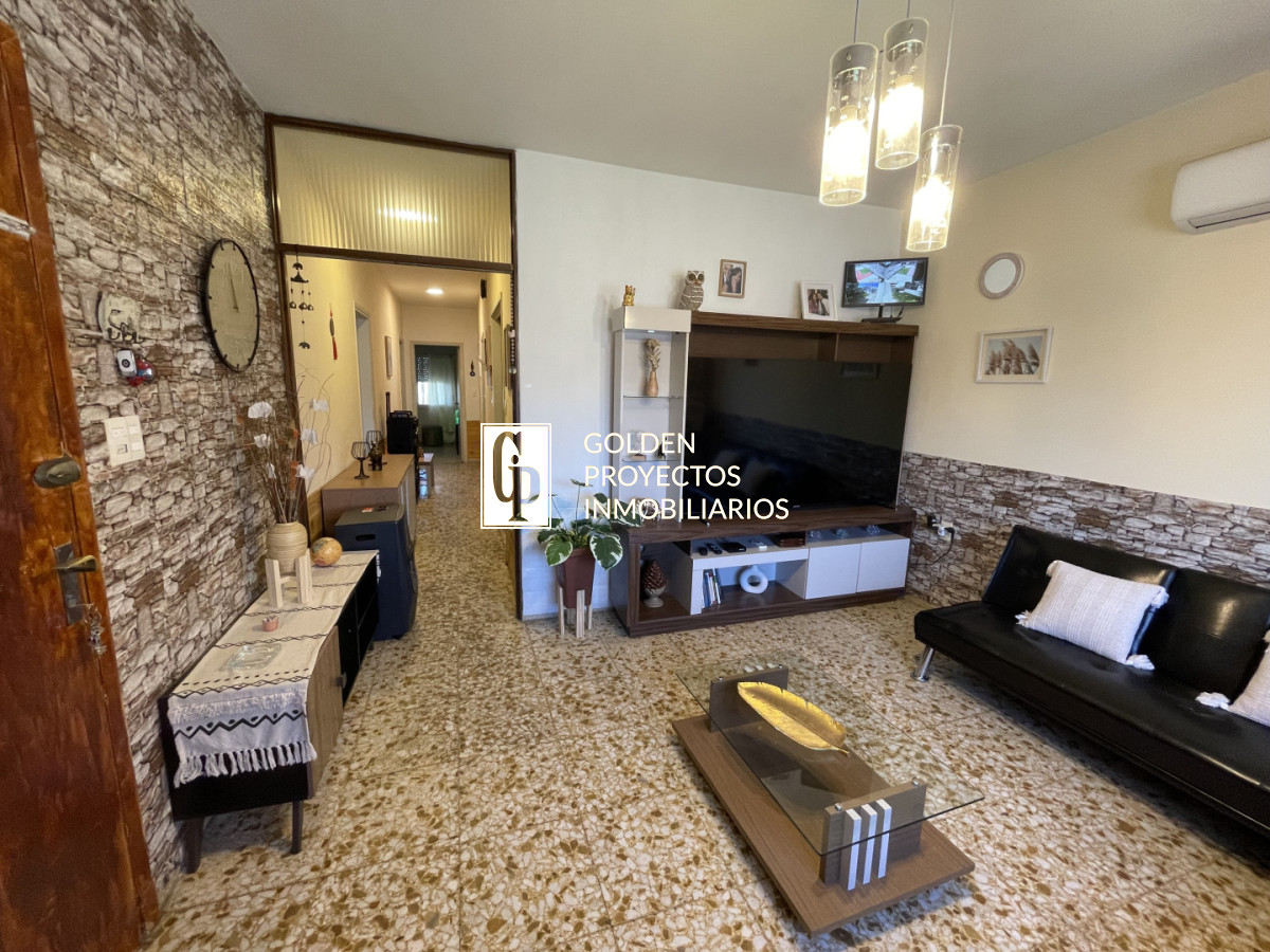 Casa ID.885/ - Casa 3 dormitorios y apartamento en venta en aires puros