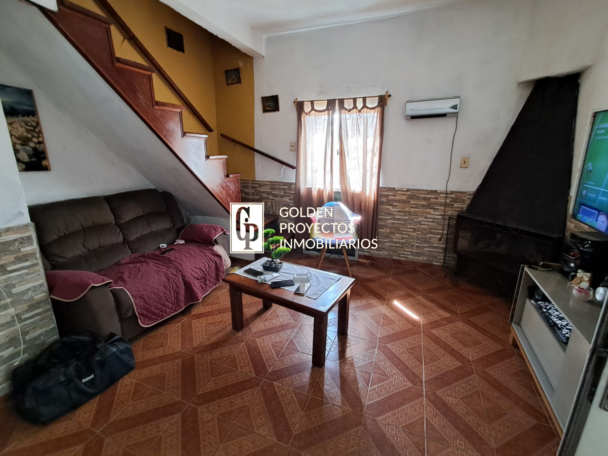 Casa ID.760/Venta-Padrón-Único-Tres-Casas-con-Terreno-y-Cochera-en-Las-Piedras - Venta Padrón Único Tres Casas con Terreno y Cochera en Las Piedras
