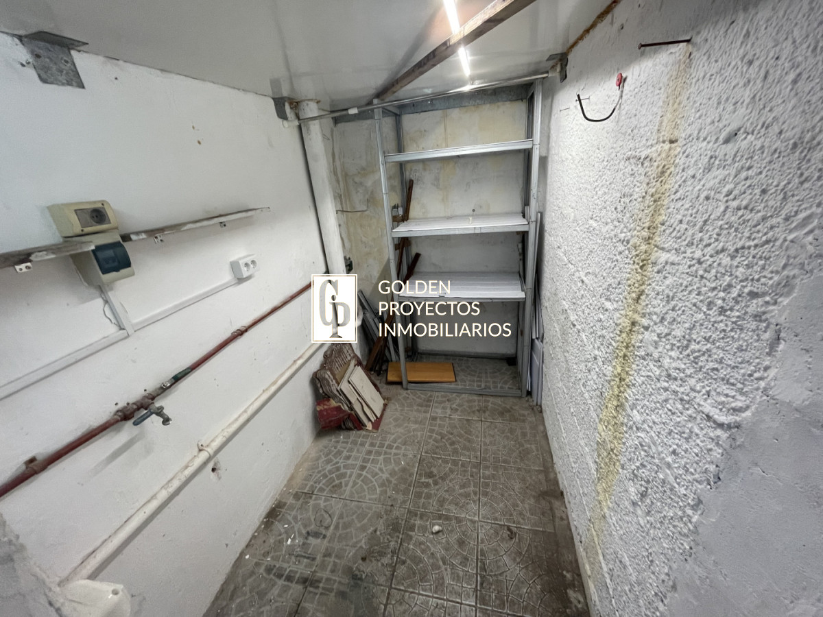 Casa ID.876/ - Casa en alquiler dos dormitorios y cochera en buceo