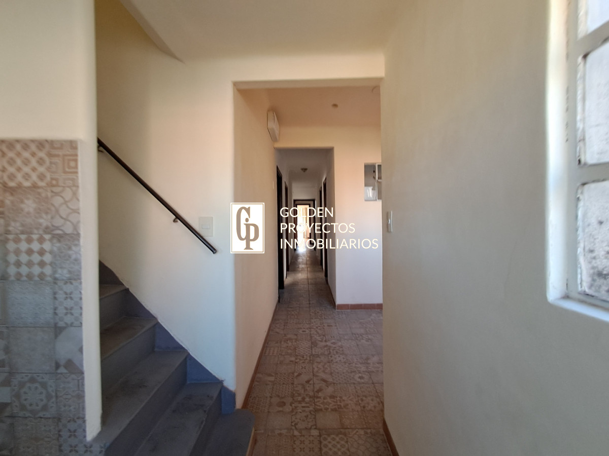Casa ID.826/ - Casa en Venta Cuatro Dormitorios Balcón y Terraza en Unión