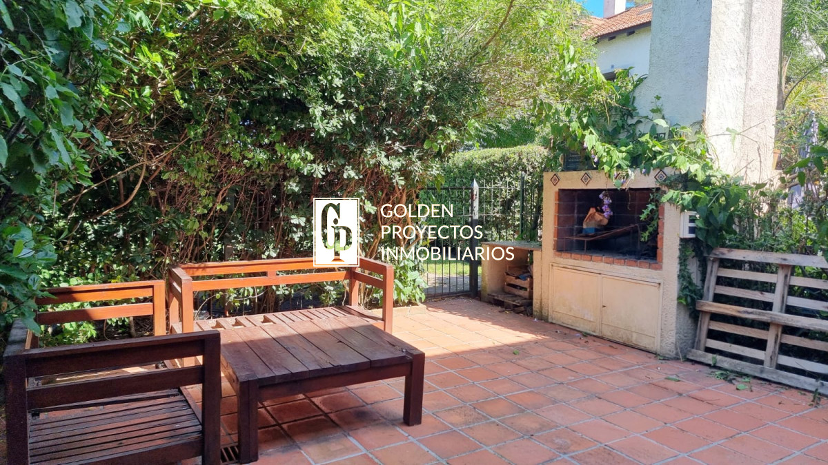 Casa ID.512/Casa-En-Alquiler-de-3-Dormitorios-Carrasco - Casa En Alquiler de 3 Dormitorios Carrasco