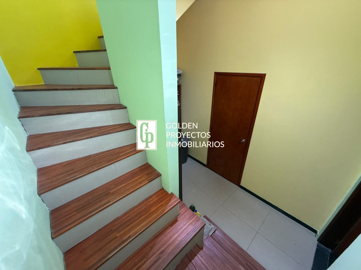 Casa ID.865/Casa-en-Venta-4-dormitorios-y-Fondo-La-Blanqueada- - Casa en Venta 4 dormitorios y Fondo La Blanqueada 