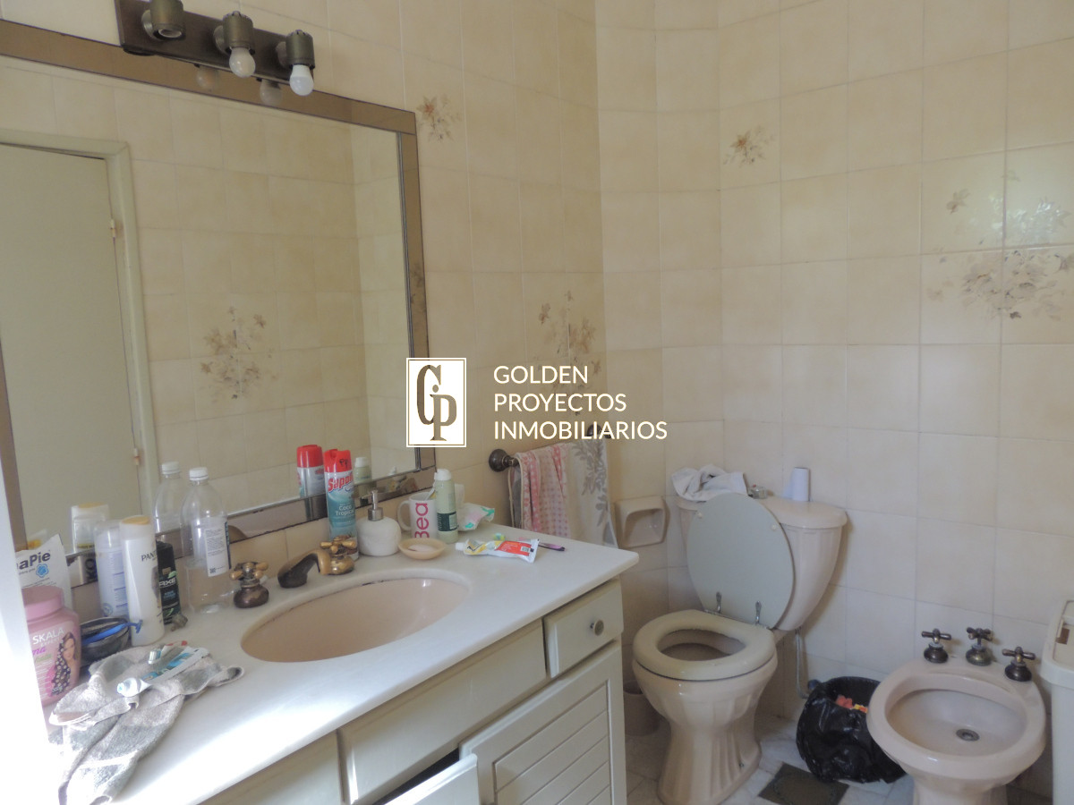 Casa ID.461/Casa-en-venta,4-dormitorios,Sayago. - Casa en venta,4 dormitorios,Sayago.