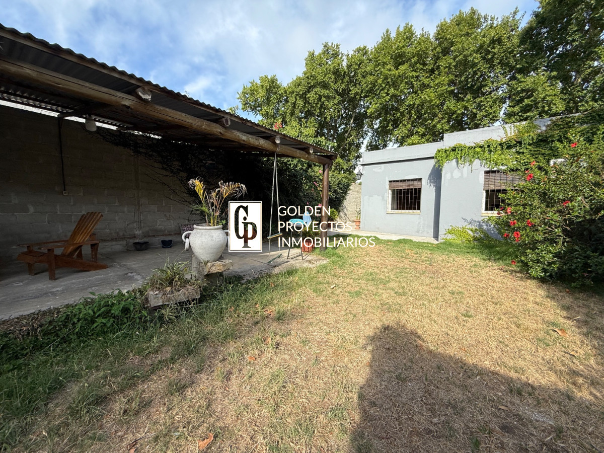 Casa ID.432/Casa-en-Venta-3-dormitorios-2-baños-garage-en-Brazo-Oriental- - Casa en Venta 3 dormitorios 2 baños garage en Brazo Oriental 