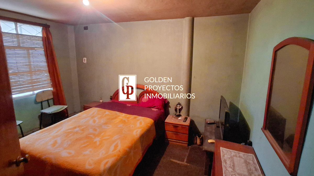 Casa ID.677 - Casa En Venta 2 Dormitorios con Monoambiente Y Taller en Santa Catalina