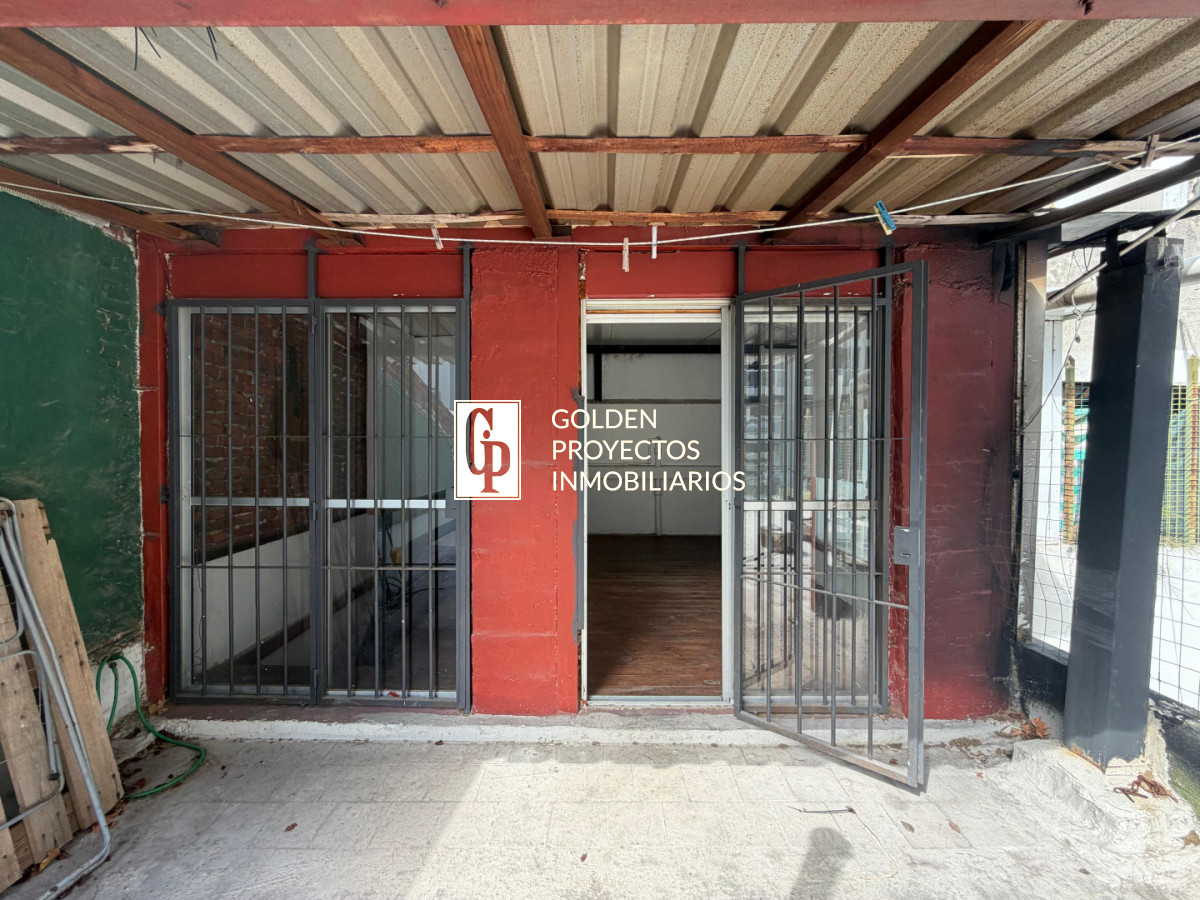 Casa ID.635/Casa-En-Venta-De-4-Dormitorios-En-Tres-Cruces - Casa En Venta De 4 Dormitorios En Tres Cruces