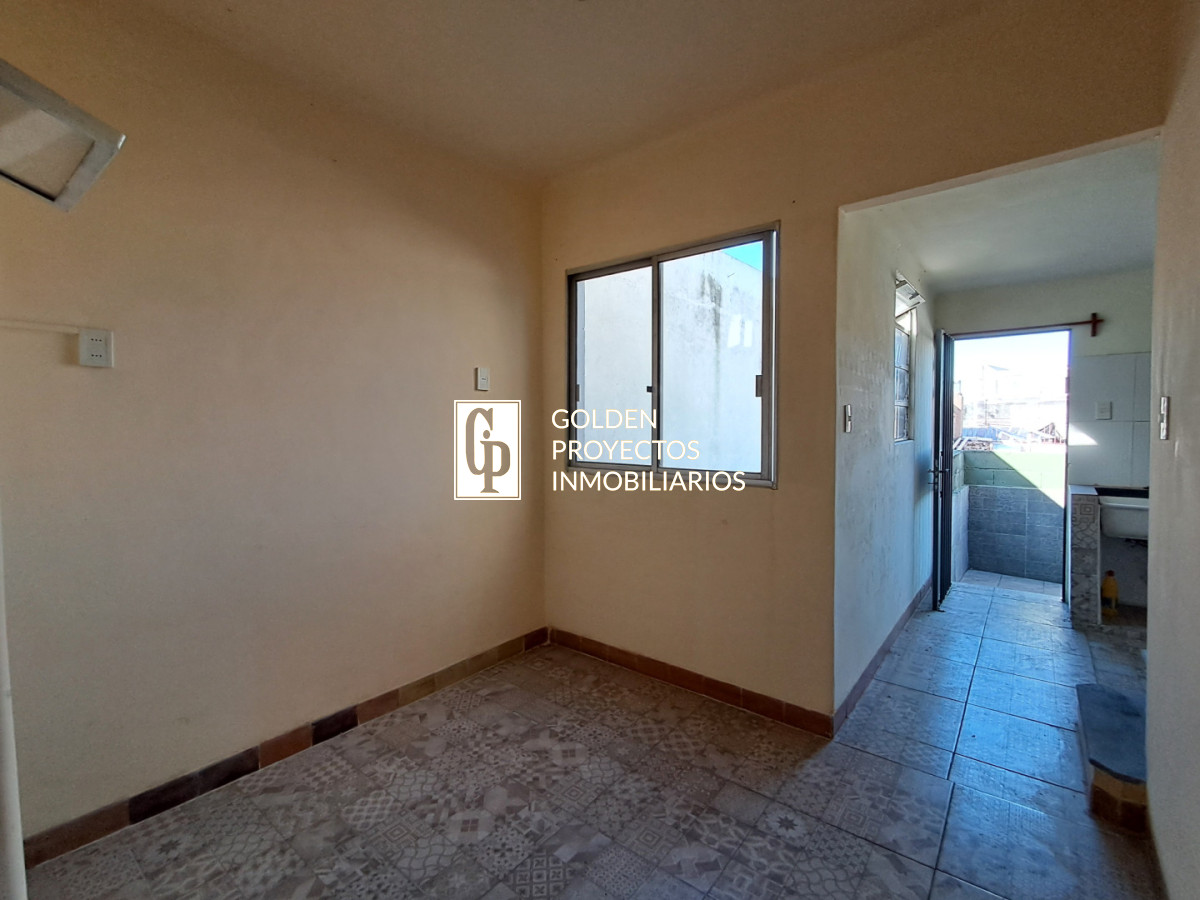 Casa ID.826/ - Casa en Venta Cuatro Dormitorios Balcón y Terraza en Unión