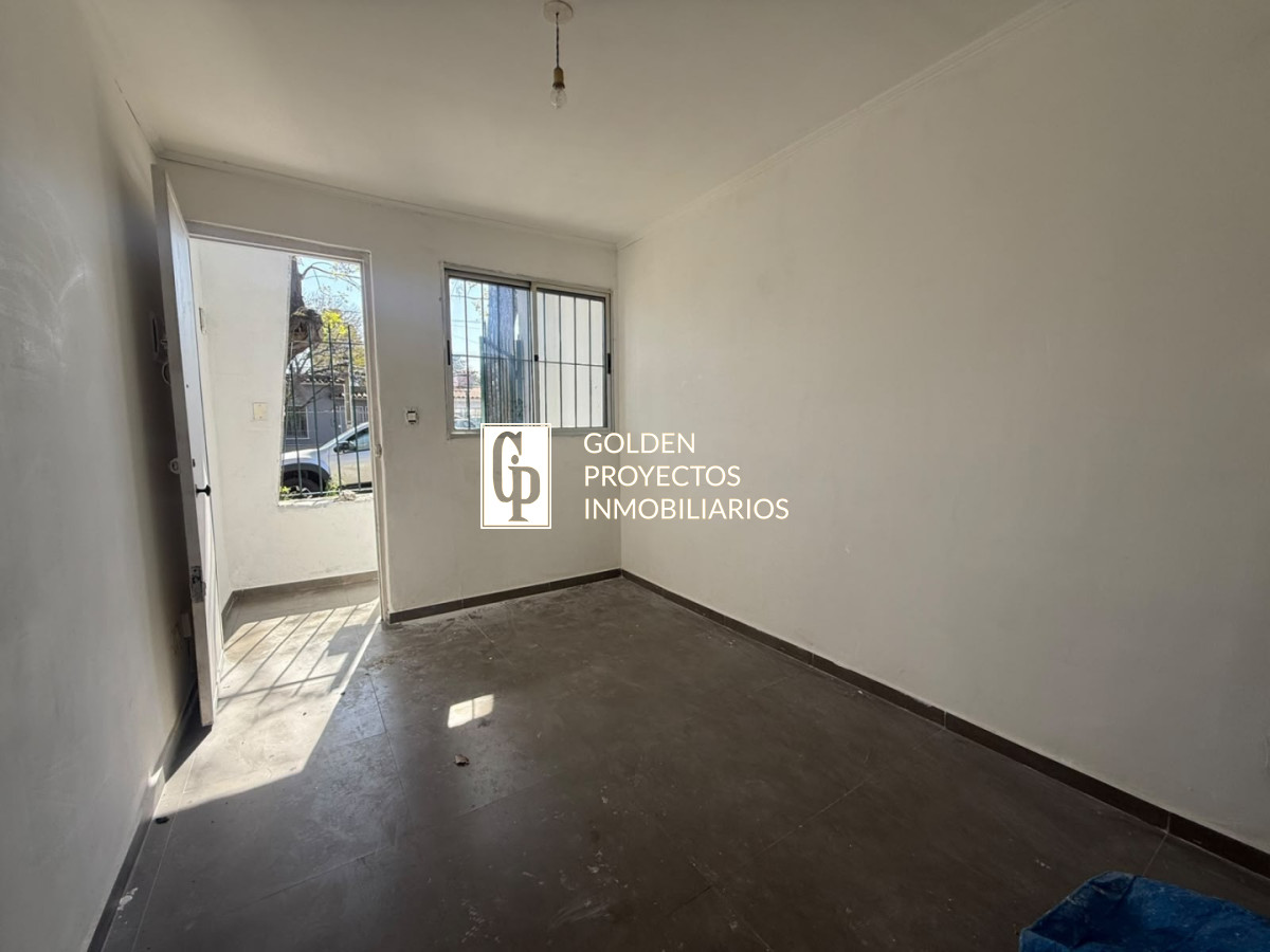 Casa ID.895 - Casa en Alquiler 2 dormitorios y Patio La Blanqueada 