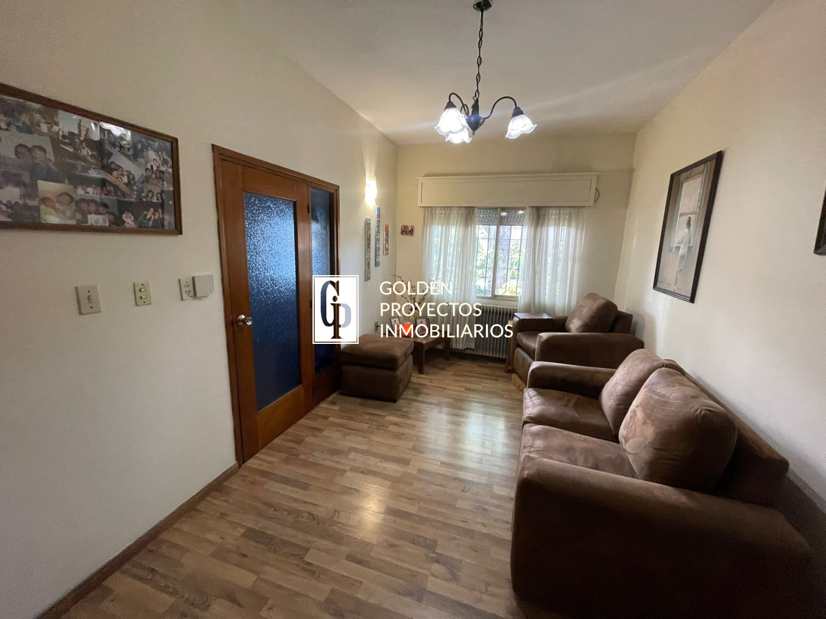 Casa ID.88/Casa-en-Venta-3-Dormitorios-y-Garaje-Buceo- - Casa en Venta 3 Dormitorios y Garaje Buceo 