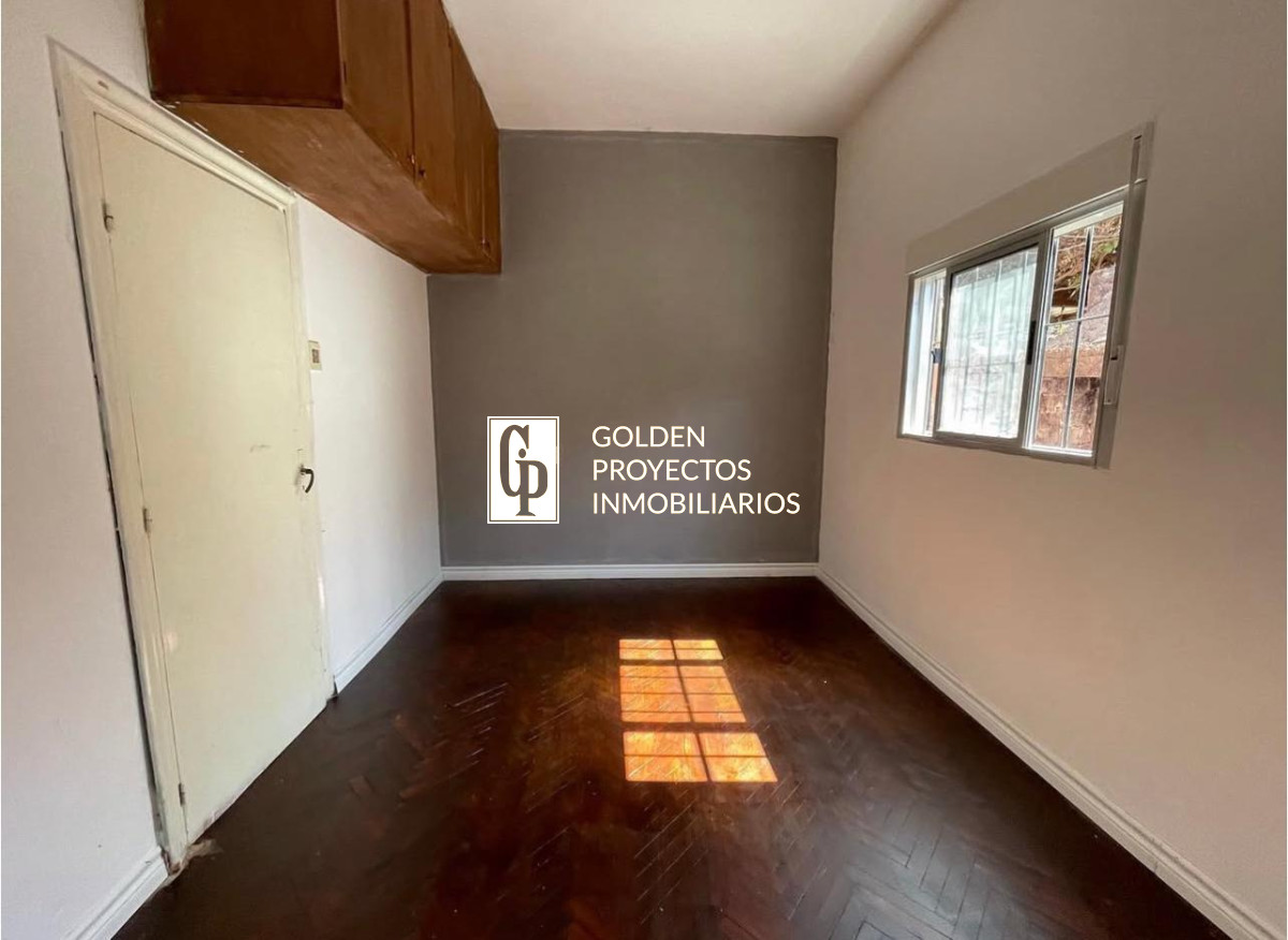 Casa ID.440 - Casa 1 dormitorio, cochera y patio Cerrito 