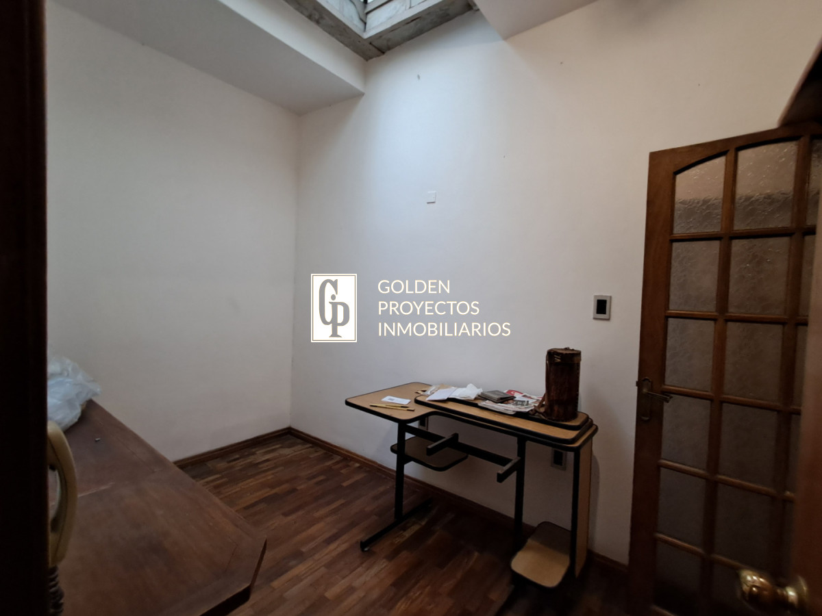 Casa ID.734/Casa-en-Venta-3-dormitorios-y-terraza-Brazo-Oriental - Casa en Venta 3 dormitorios y terraza Brazo Oriental