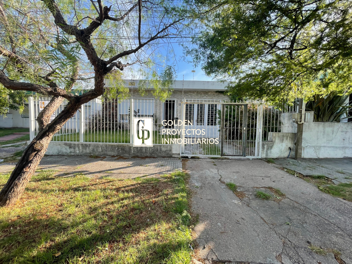 Casa ID.461/Casa-en-venta,4-dormitorios,Sayago. - Casa en venta,4 dormitorios,Sayago.