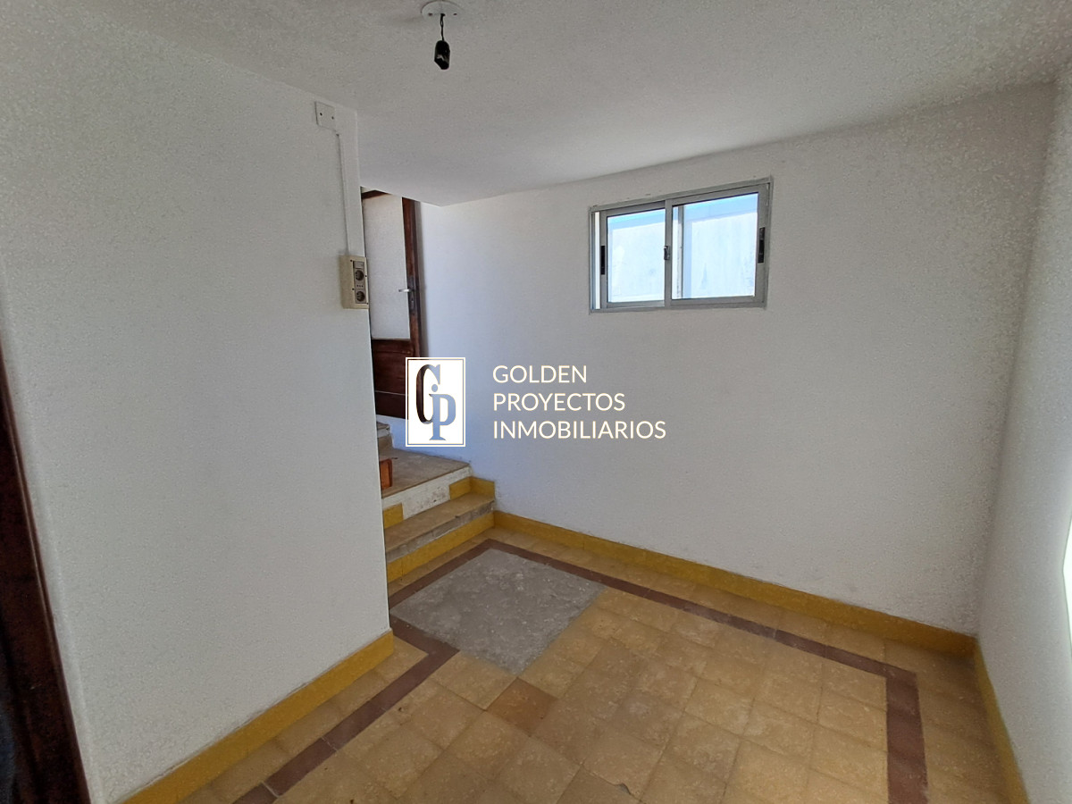 Casa ID.826/ - Casa en Venta Cuatro Dormitorios Balcón y Terraza en Unión