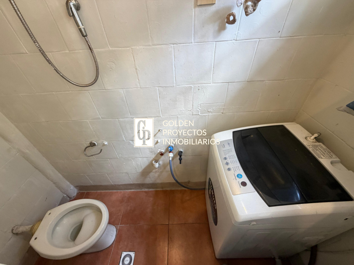 Casa ID.635/Casa-En-Venta-De-4-Dormitorios-En-Tres-Cruces - Casa En Venta De 4 Dormitorios En Tres Cruces