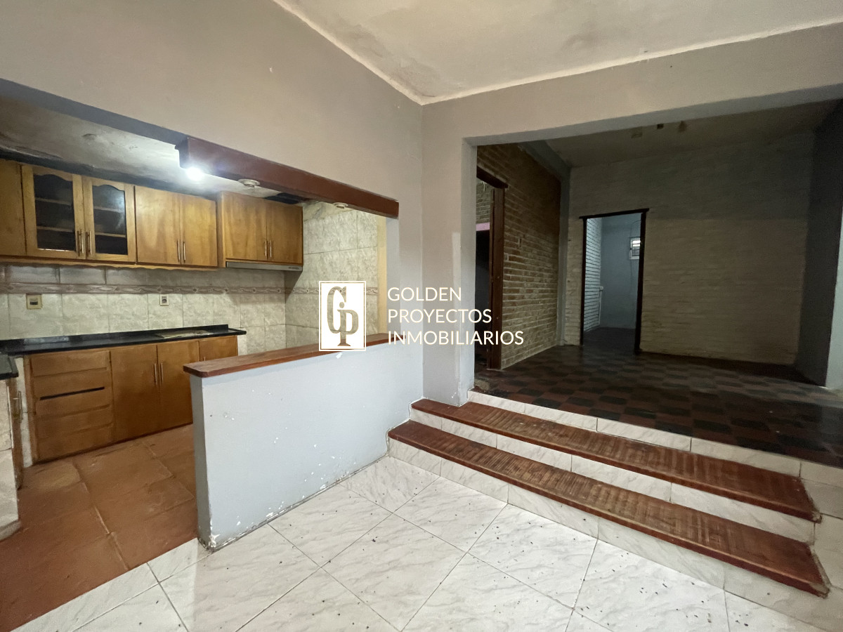 Casa ID.639 - Casa en venta,4 dormitorios,Aires Puros.