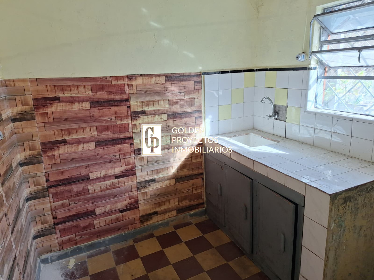 Casa ID.585 - Padrón Único en Venta con 4 unidades en Bella Italia