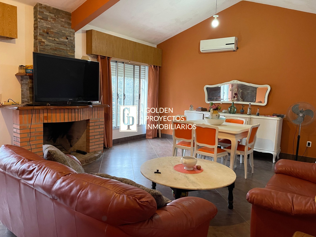 Casa ID.214/Casa-en-Venta-3-Dormitorios-en-Atlántida- - Casa en Venta 3 Dormitorios en Atlántida 