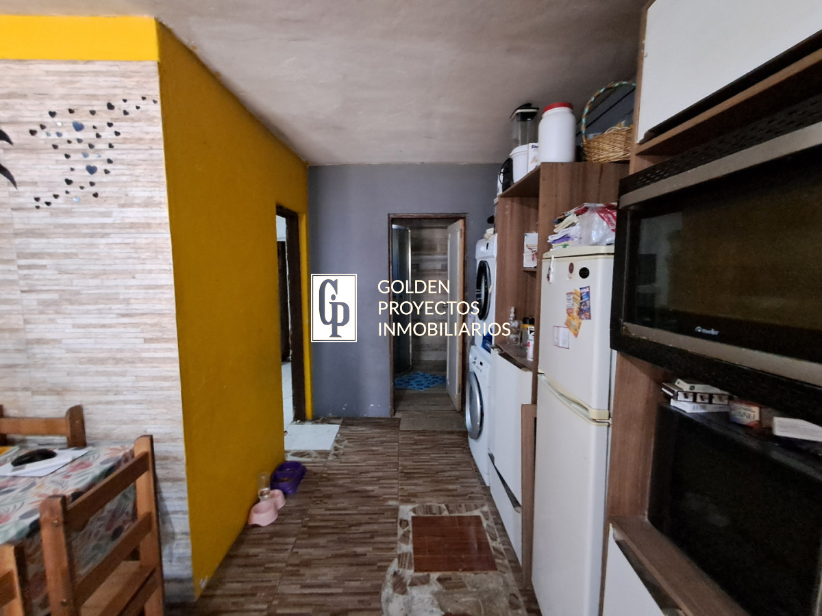 Casa ID.760/Venta-Padrón-Único-Tres-Casas-con-Terreno-y-Cochera-en-Las-Piedras - Venta Padrón Único Tres Casas con Terreno y Cochera en Las Piedras