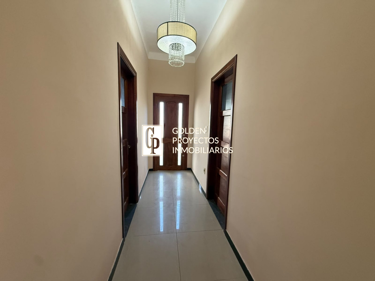 Casa ID.865/Casa-en-Venta-4-dormitorios-y-Fondo-La-Blanqueada- - Casa en Venta 4 dormitorios y Fondo La Blanqueada 