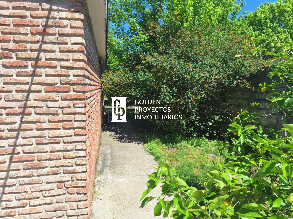 Casa ID.630/Casa-en-Venta-2-Dormitorios-y-Piscina-en-Pinamar-Sur - Casa en Venta 2 Dormitorios y Piscina en Pinamar Sur