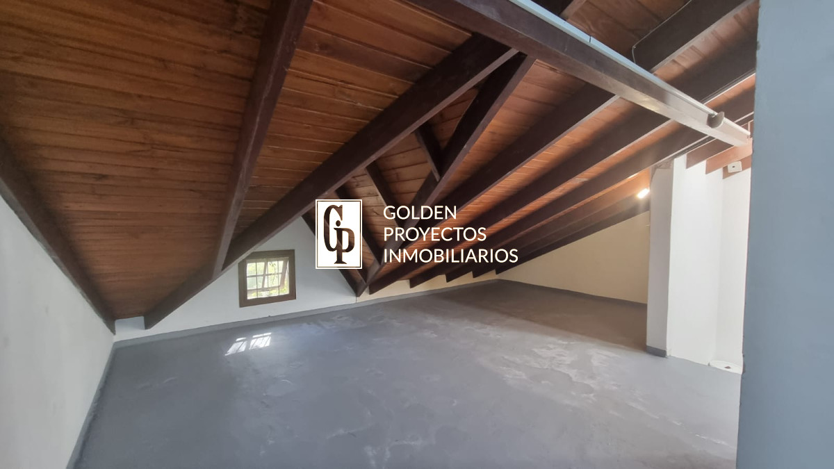 Casa ID.512/Casa-En-Alquiler-de-3-Dormitorios-Carrasco - Casa En Alquiler de 3 Dormitorios Carrasco