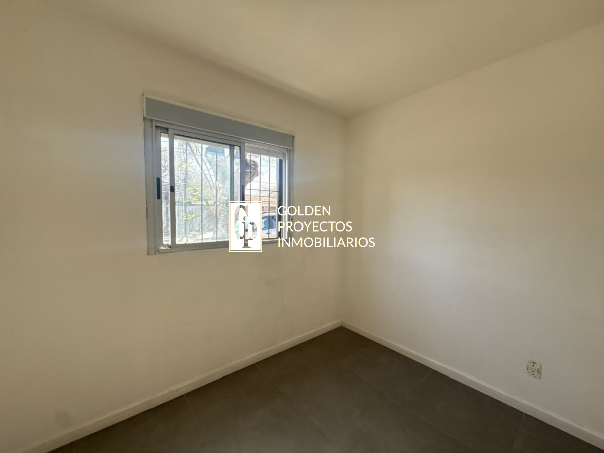 Casa ID.895 - Casa en Alquiler 2 dormitorios y Patio La Blanqueada 