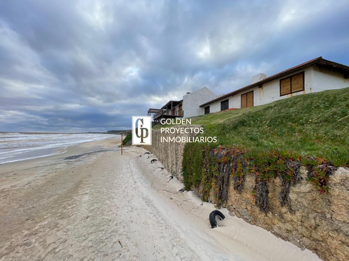 Casa ID.199 - Casa en Venta frente al mar en San Luis