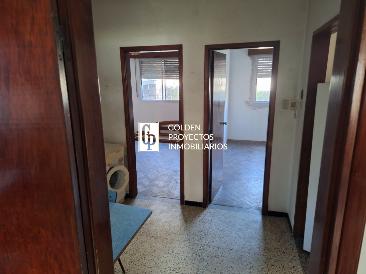 Casa ID.585 - Padrón Único en Venta con 4 unidades en Bella Italia