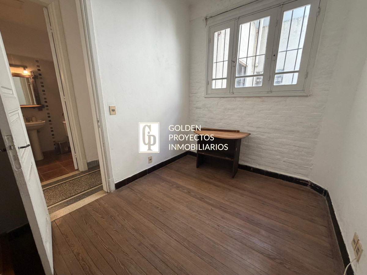 Casa ID.635/Casa-En-Venta-De-4-Dormitorios-En-Tres-Cruces - Casa En Venta De 4 Dormitorios En Tres Cruces