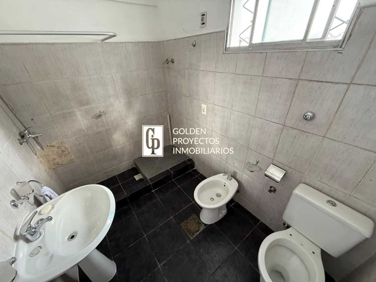 Casa ID.559 - Casa en Alquiler 3 dormitorios en Brazo Oriental