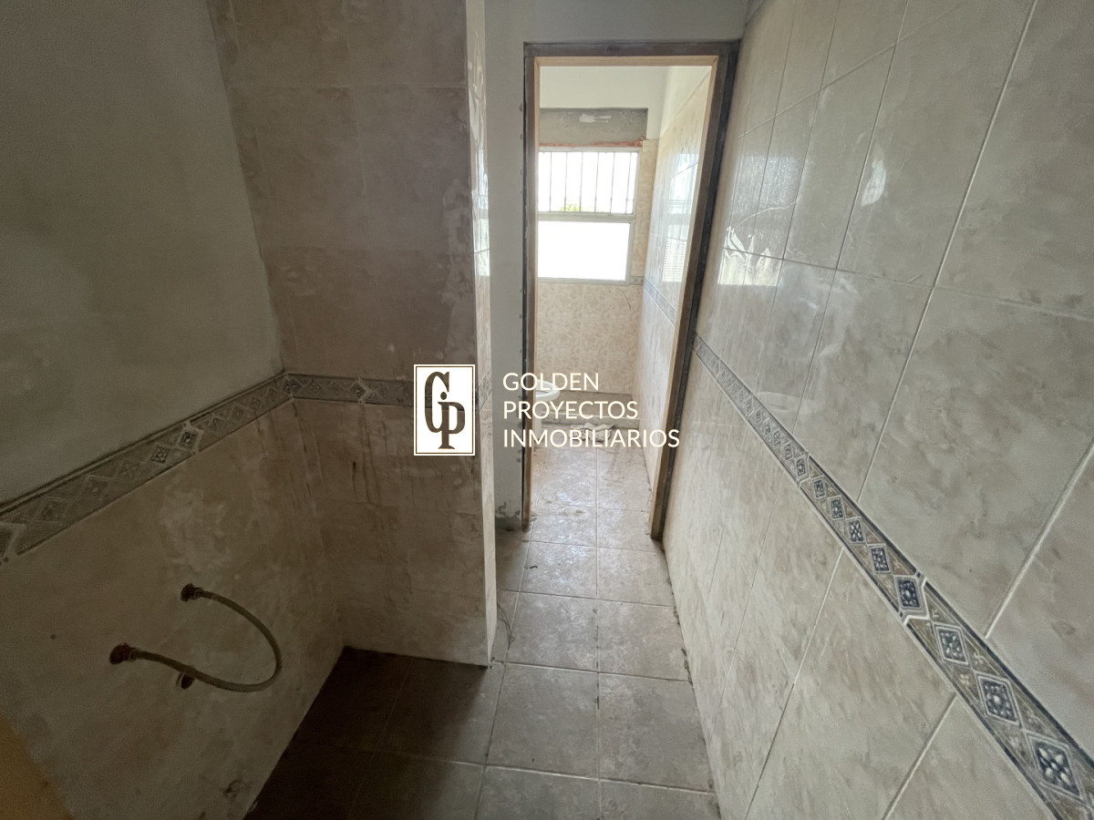 Casa ID.700 - Casa en venta,3 dormitorios,Belvedere.