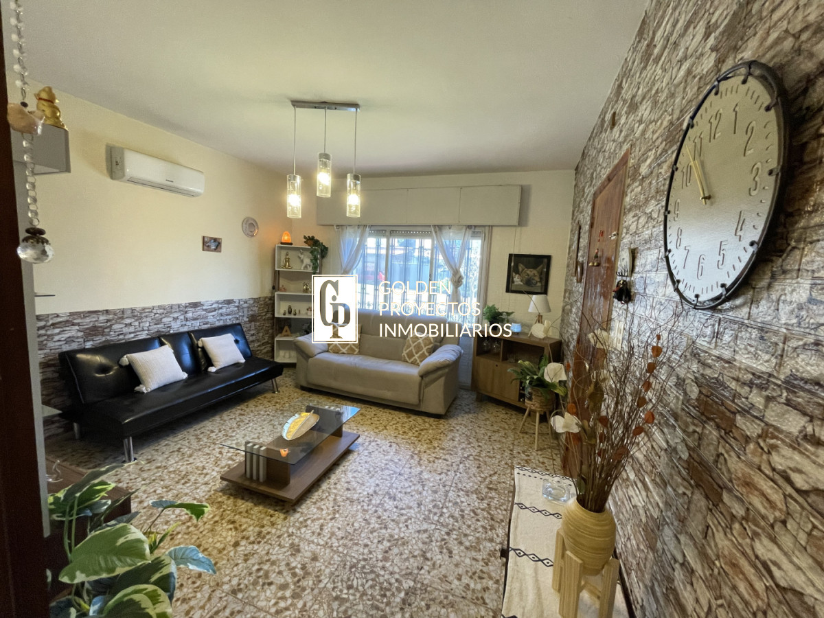 Casa ID.885/ - Casa 3 dormitorios y apartamento en venta en aires puros
