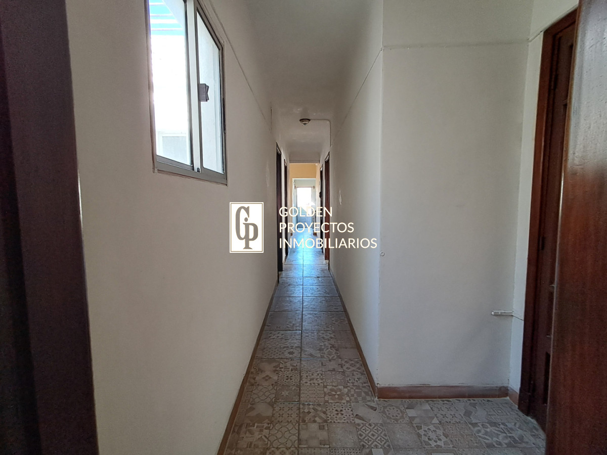 Casa ID.826/ - Casa en Venta Cuatro Dormitorios Balcón y Terraza en Unión