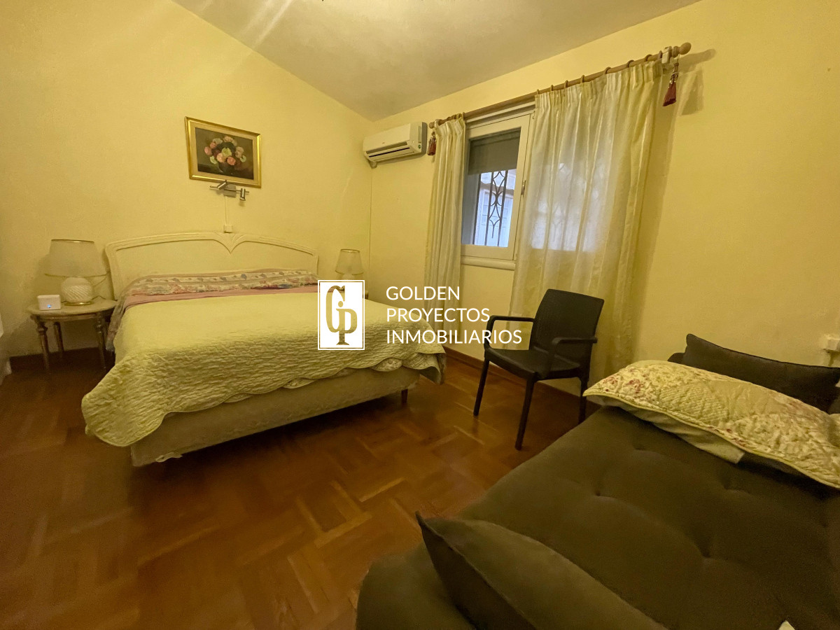 Casa ID.548/Casa-en--Venta--4-dormitorios-,-en-Atlántida- - Casa en  Venta  4 dormitorios , en Atlántida 