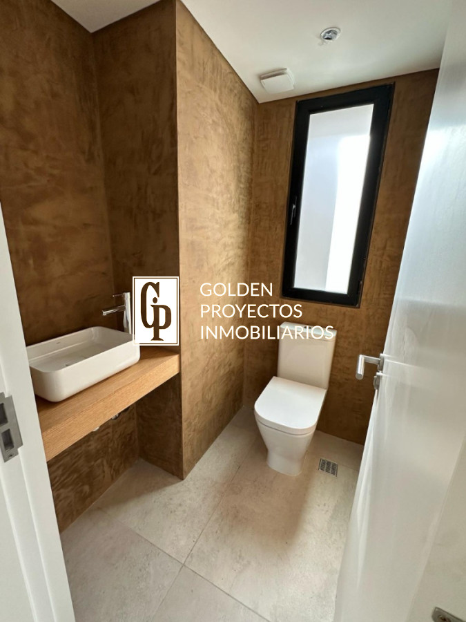 Casa ID.638/Casa-En-Venta-De-3-Dormitorios-En-Barrio-Parques-II - Casa En Venta De 3 Dormitorios En Barrio Parques II