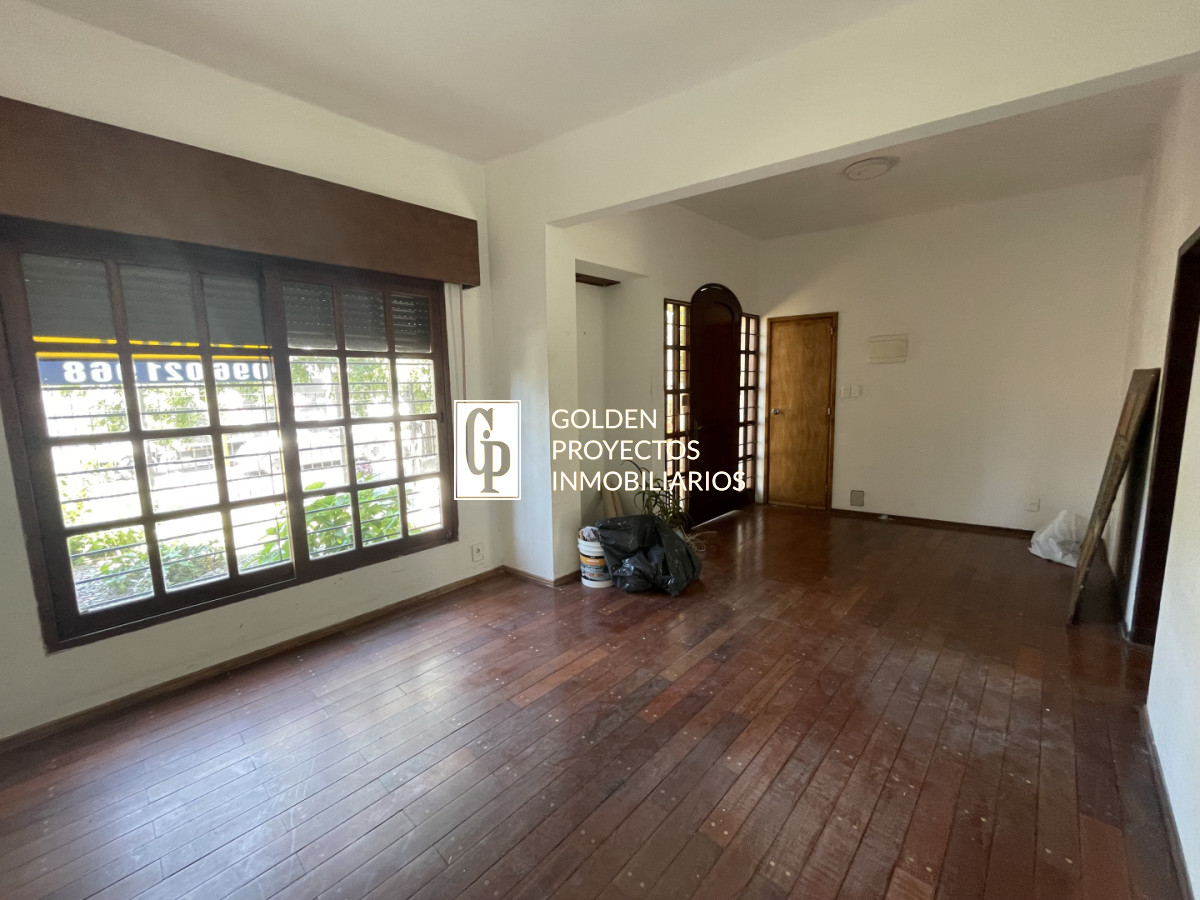 Casa ID.702/Casa- -apartamento-en-venta,4-dormitorios-y-garage,Buceo. - Casa + apartamento en venta,4 dormitorios y garage,Buceo.