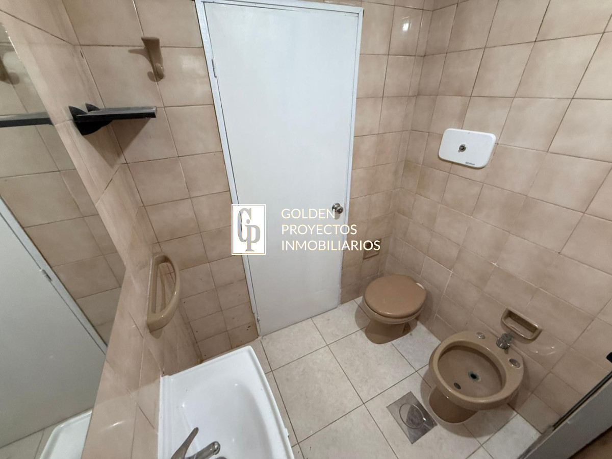 Casa ID.753 - Casa en Alquiler Parque Batlle 2 dormitorios y Parrillero