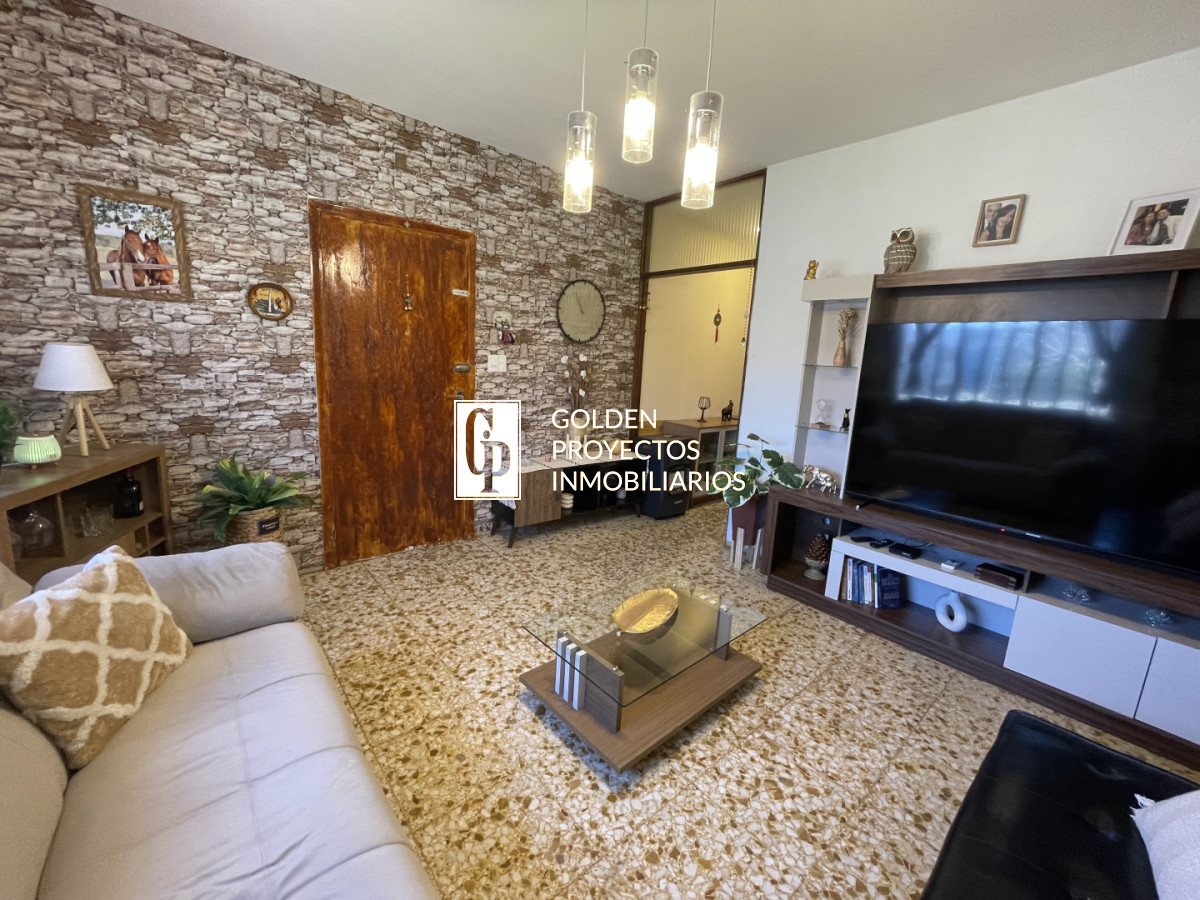 Casa ID.885/ - Casa 3 dormitorios y apartamento en venta en aires puros