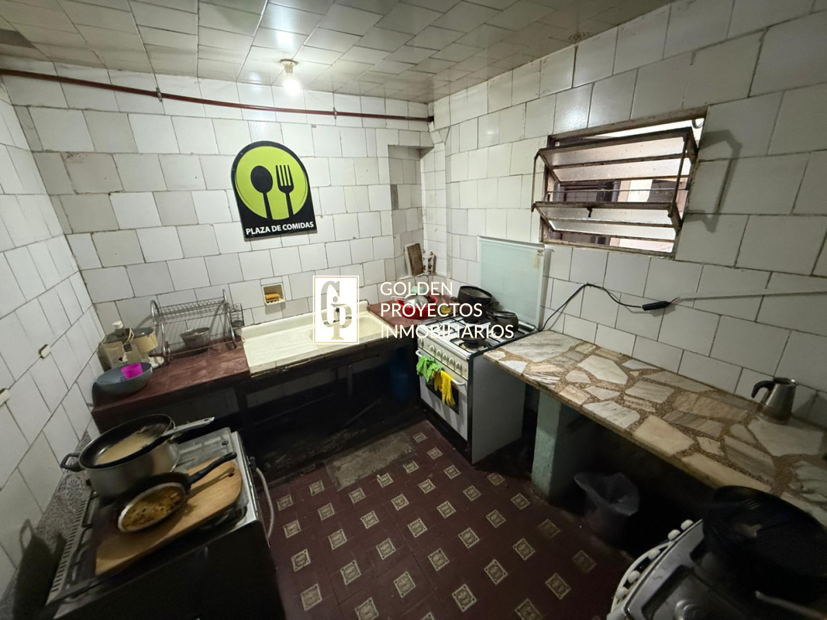 Casa ID.777/ - Casa en Venta 8 dormitorios Padrón Único en Cordón 