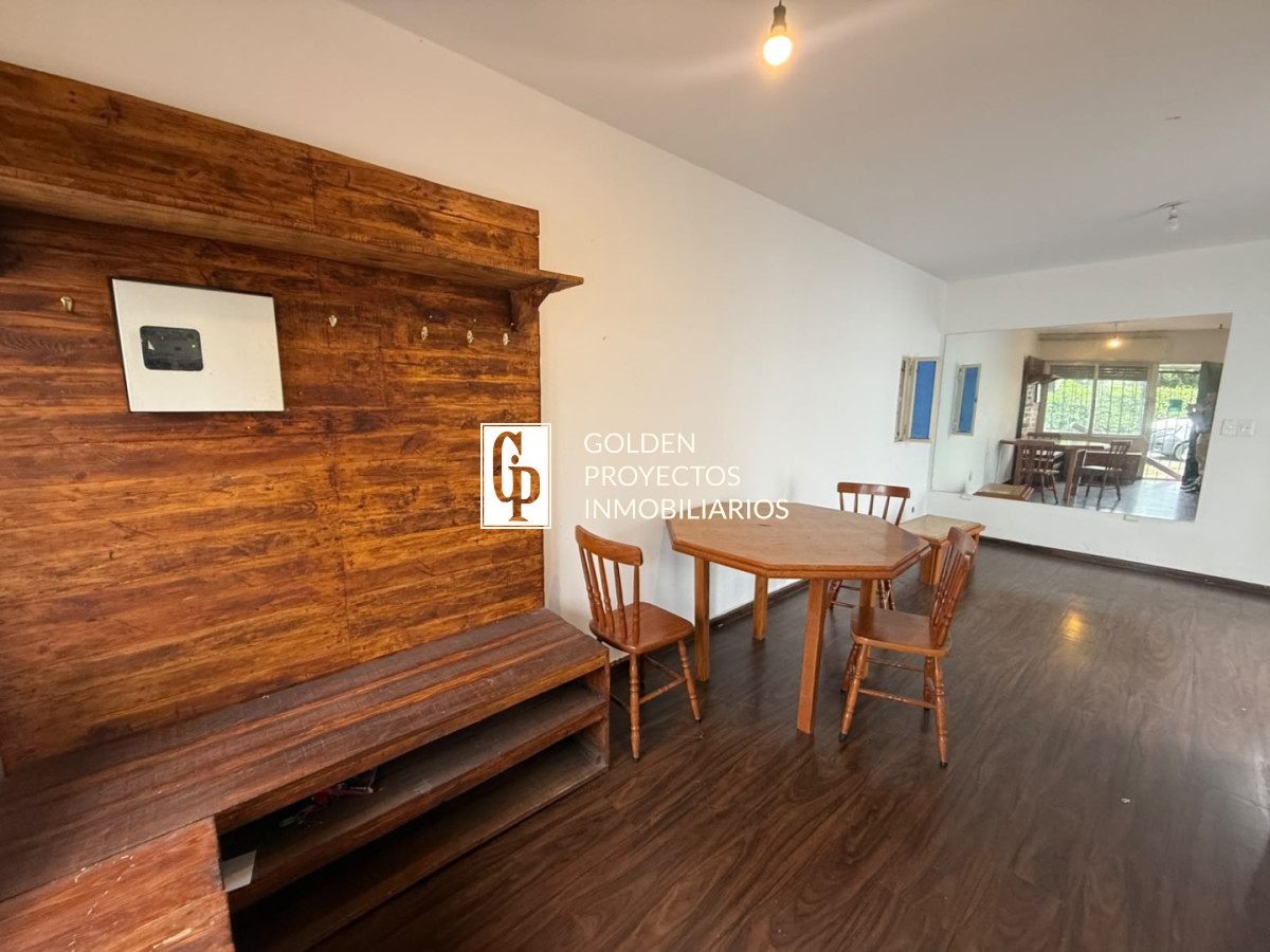 Casa ID.913 - Casa en Alquiler 3 dormitorios 3 baños y Garage Buceo 