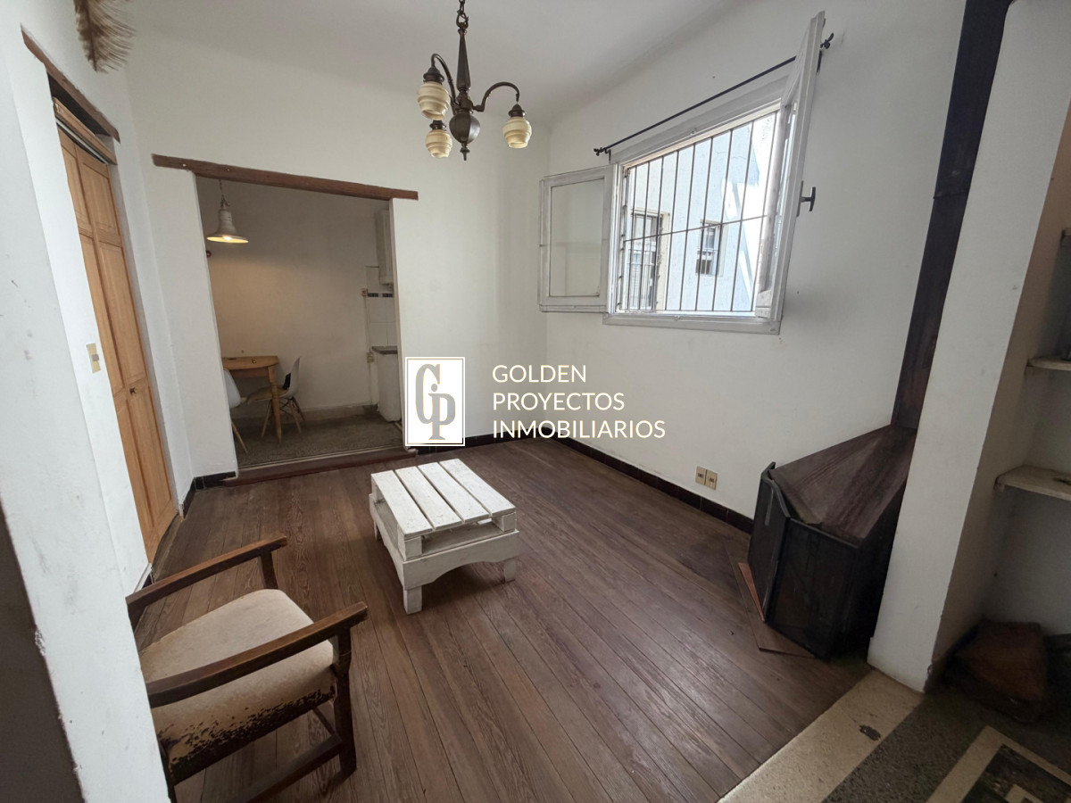 Casa ID.635/Casa-En-Venta-De-4-Dormitorios-En-Tres-Cruces - Casa En Venta De 4 Dormitorios En Tres Cruces