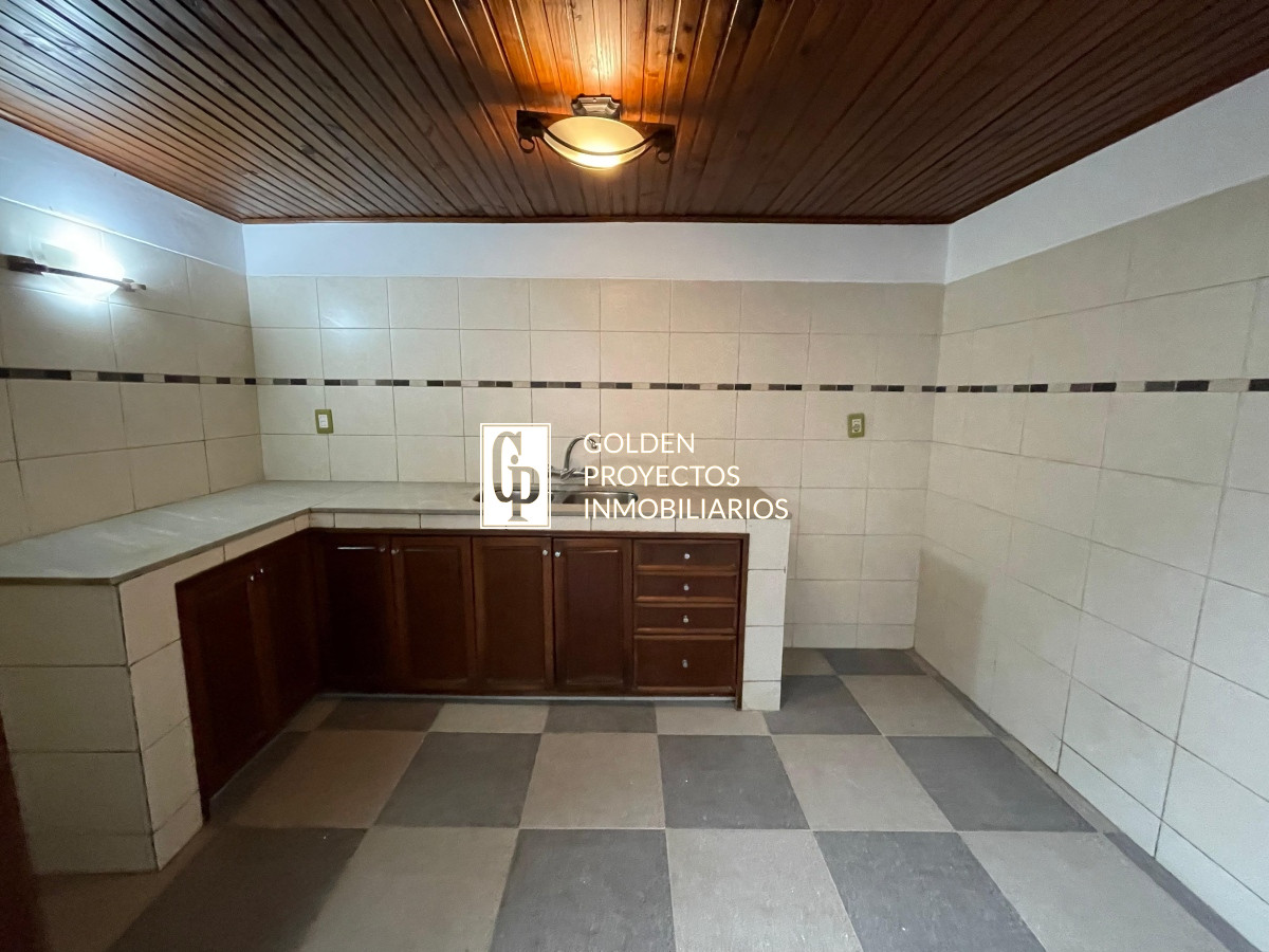 Casa ID.240/Casa-en-Venta-3-dormitorios-Union- - Casa en Venta 3 dormitorios Union 